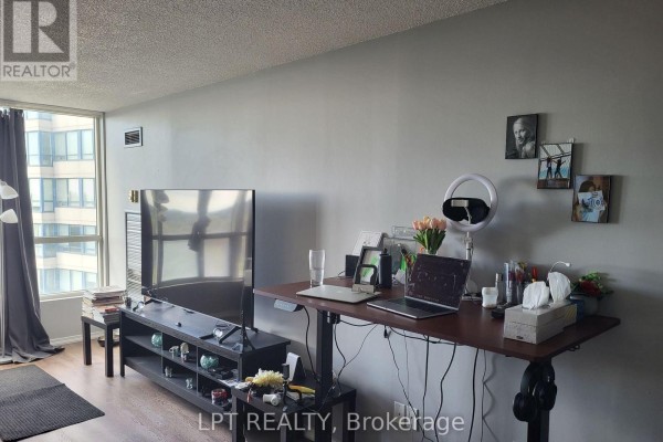 1421 - 3050 Ellesmere Road, Toronto, ON M1E5E6 Photo 2