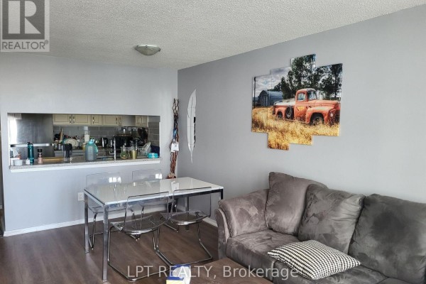 1421 - 3050 Ellesmere Road, Toronto, ON M1E5E6 Photo 3