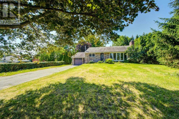 1421 Old Green Lane E, East Gwillimbury, ON, photo 2