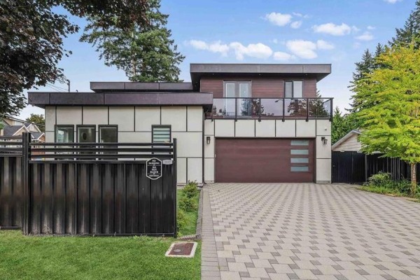 14218 69a Avenue, Surrey, BC V3W2H9 Photo 2