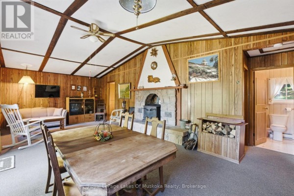 1423 Deer Lake Narrows Road, Algonquin Highlands, ON, photo 2
