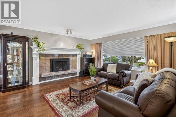 1423 Regan Avenue, Coquitlam, BC V3J3B6 Photo 4