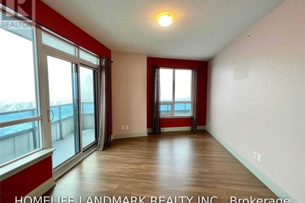 Kitchen - 1425 - 7161 Yonge Street, Markham, ON L3T0C8 Photo 3