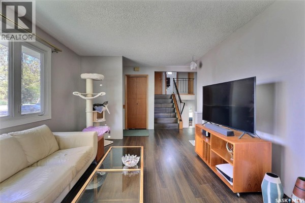 Bedroom - 1425 9th Avenue N, Regina, SK S4R0E6 Photo 5