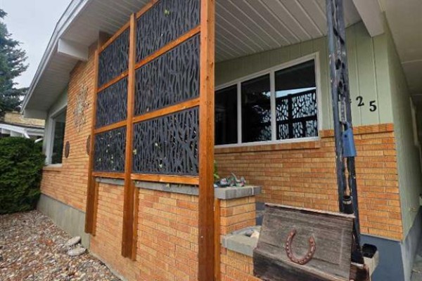 Primary Bedroom - 1425 Scenic Drive S, Lethbridge, AB T1K1M4 Photo 4