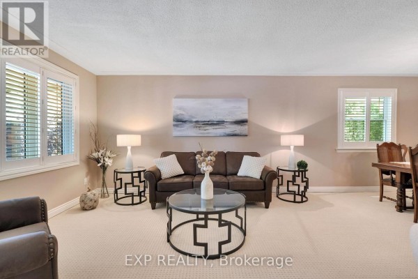 Kitchen - 1426 Hastings Drive, London North, ON N5X1B1 Photo 4