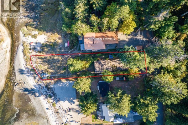 Primary Bedroom - 1426 Wilkinson Rd, Comox, BC V9M4B3 Photo 5