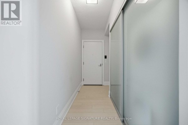 1427 - 120 Harrison Garden Boulevard, Toronto, ON M2N0H1 Photo 4