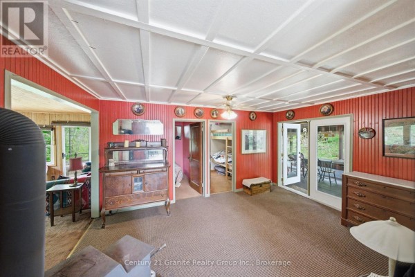 Sunroom - 1427 Spar Lake Road, Minden Hills, ON K0M2K0 Photo 3