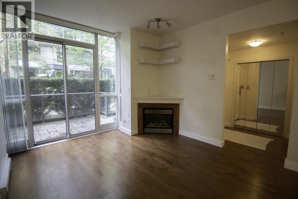 1427 W 6th Avenue, Vancouver, BC V6H4G1 Photo 3