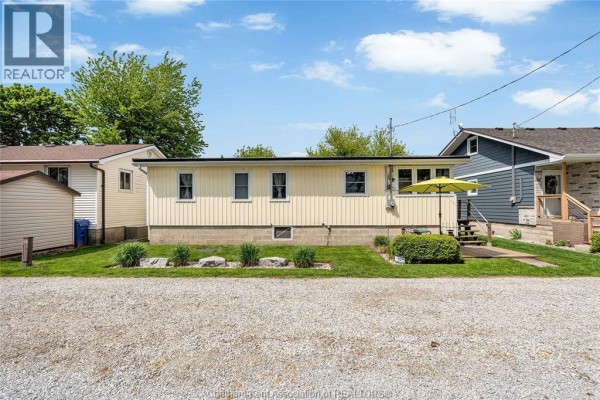 Primary Bedroom - 14270 Crystal Beach Road, Stoney Point, ON N0R1N0 Photo 4