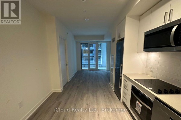 Kitchen - 1429 - 70 Princess Street, Toronto, ON M5A0X6 Photo 2