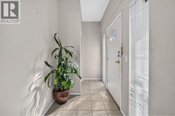 1429 E 11 Avenue, Vancouver, BC V5N1Y6 Photo 5