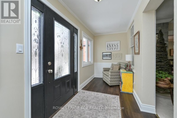Living room - 1429 Queen Street, Caledon, ON L7K0E4 Photo 4