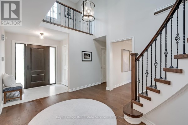 1429 Thistledown Road, Oakville, ON, photo 3