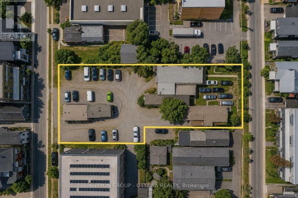 143 Forward & 140-144 Hinchey Avenue, Ottawa, ON K1Y1K8 Photo 4