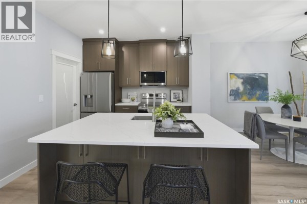 Kitchen - 143 Sharma Lane, Saskatoon, SK S7W1L1 Photo 4