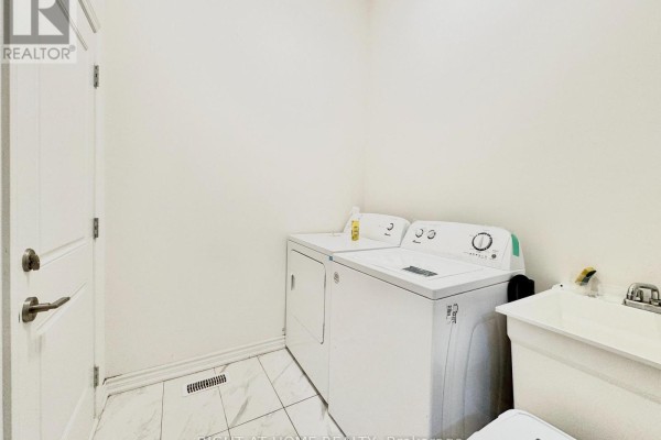 143 Shepherd Drive, Barrie, ON L9J0P9 Photo 4