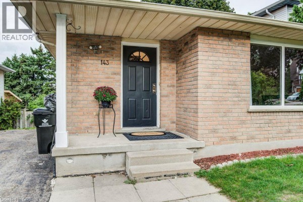 3pc Bathroom - 143 Sunrise Place, Kitchener, ON N2B3S8 Photo 4
