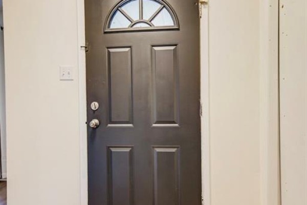 Recreation room - 143 Sunrise Place, Kitchener, ON N2B3S8 Photo 5