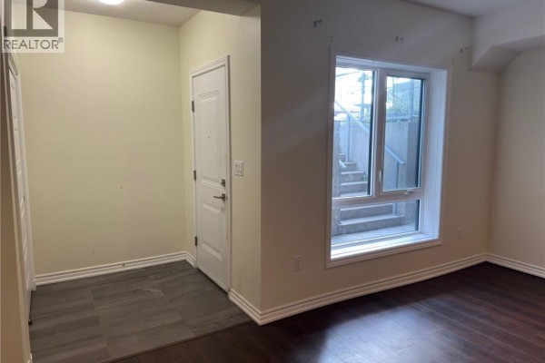 1430 W Highland Road W Unit# 13b, Kitchener, ON, photo 2