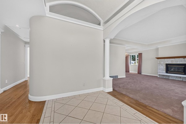 Kitchen - 14303 50 Av Nw, Edmonton, AB T6H0K2 Photo 3