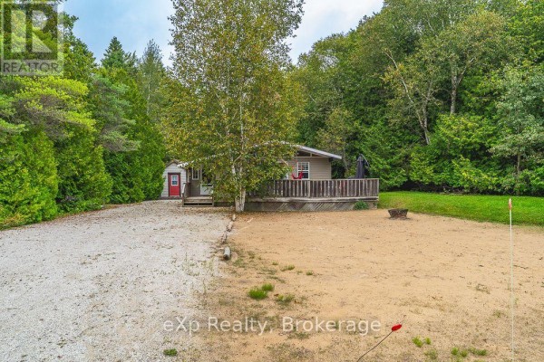 Bedroom - 1431 Sunset Drive, South Bruce Peninsula, ON N0H1X0 Photo 5
