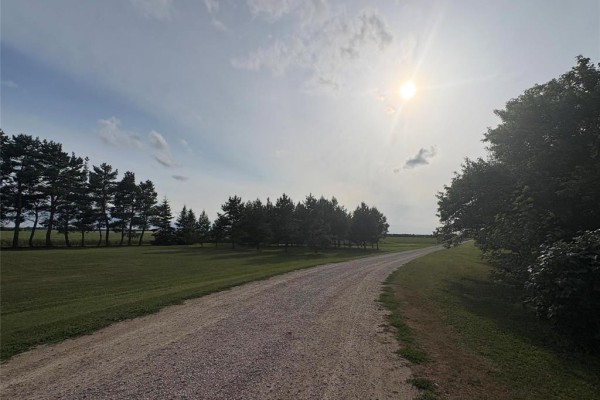 Primary Bedroom - 143113 Pr 274 Highway, Dauphin, MB R7N2T6 Photo 4