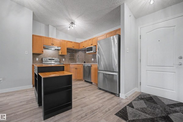 Primary Bedroom - #1432 9363 Simpson Dr Nw, Edmonton, AB T6R0N2 Photo 5