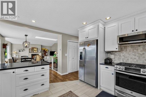 Gym - 1434 Mt Dufferin Drive, Kamloops, BC V2E1S1 Photo 5