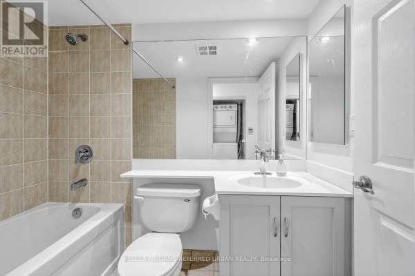 Living room - 1436 - 250 Wellington Street W, Toronto, ON M5V3P6 Photo 3