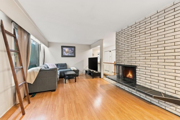 14373 115 Avenue, Surrey, BC V3R2P9 Photo 5