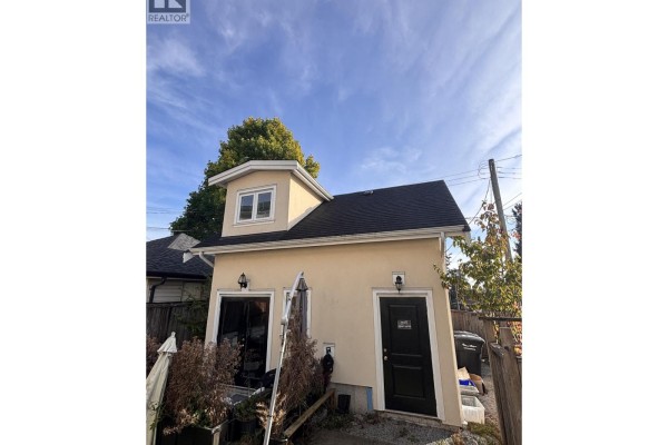 1438 W 64th Avenue, Vancouver, BC V6P2N4 Photo 3