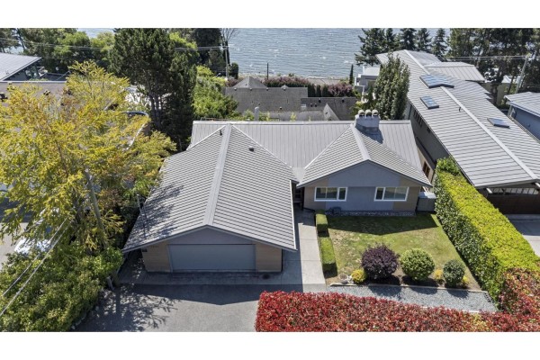 14380 Sunset Drive, White Rock, BC V4B2V5 Photo 2