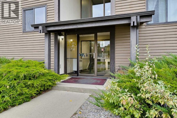 4pc Bathroom - 144, 6108 53 Street, Olds, AB T4H1P1 Photo 2