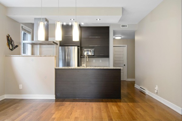 Living room - 144 Ch. Fraser, #a, Gatineau, QC J9H0G9 Photo 3