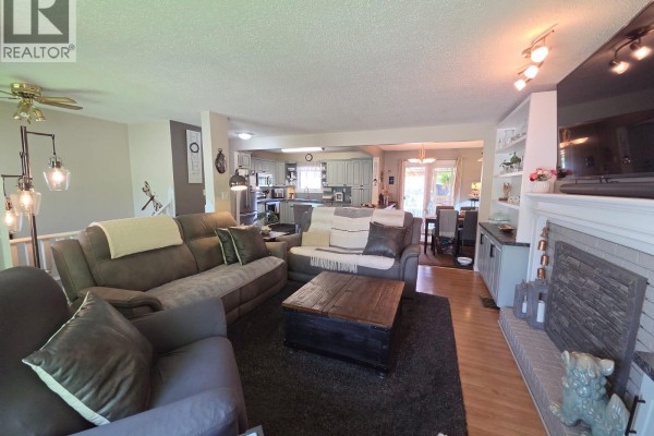 Bedroom - 144 Chamberlain Crescent, Tumbler Ridge, BC V0C2W0 Photo 5