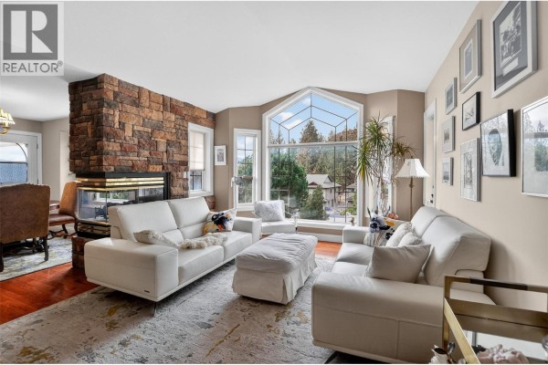 4pc Ensuite bath - 144 Christie Mountain Lane, Okanagan Falls, BC V0H1R3 Photo 4