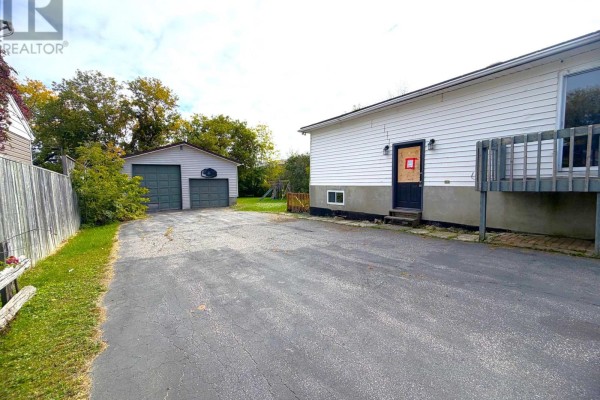 144 Duke Street W, North Bay, ON, photo 3