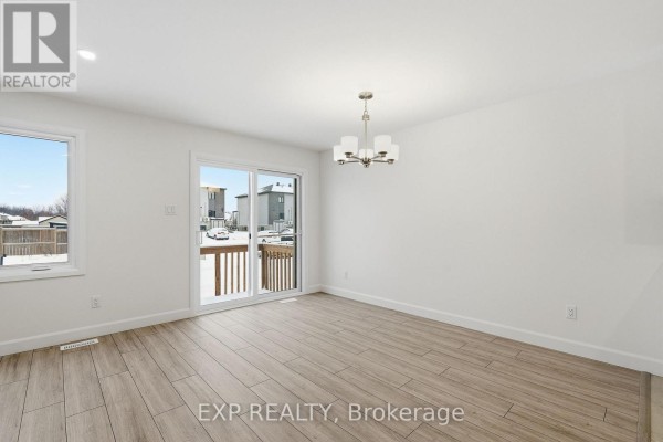 Primary Bedroom - 144 Elizabeth Street, North Dundas, ON K0A2M0 Photo 4