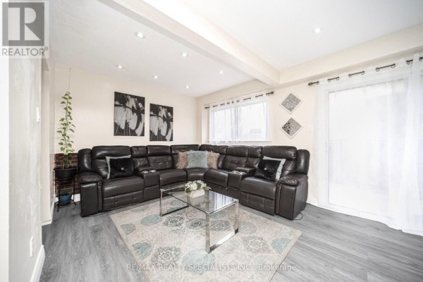 Bedroom 3 - 144 Fleetwood Crescent, Brampton, ON L6T2E6 Photo 5