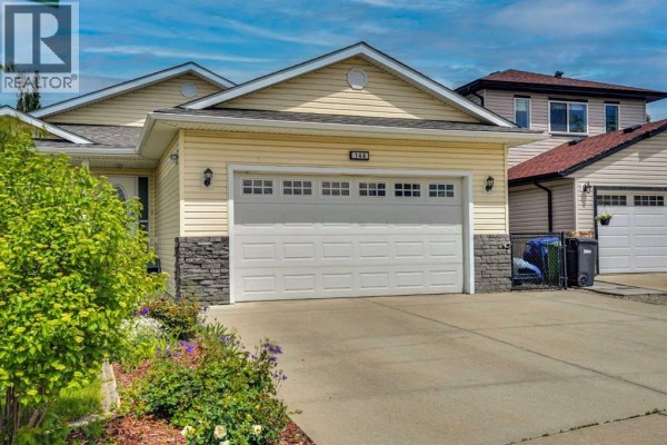 5pc Bathroom - 144 Hillcrest Cape, Strathmore, AB T1P0A4 Photo 2