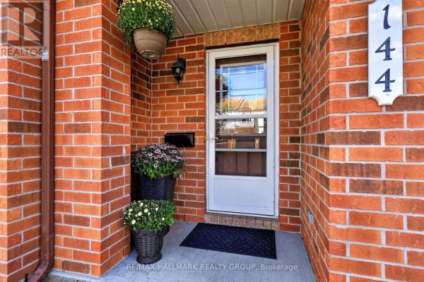 Recreational, Games room - 144 Marrissa Avenue, Ottawa, ON K1J0A6 Photo 2