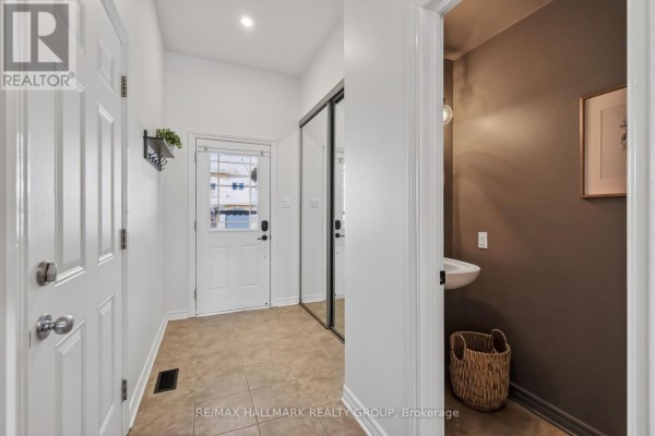 Utility room - 144 Marrissa Avenue, Ottawa, ON K1J0A6 Photo 3