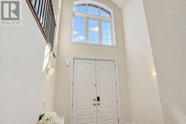 Great room - 144 Mckean Drive, Whitchurch Stouffville, ON L4A5A8 Photo 3