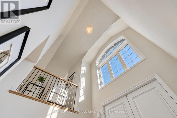 Family room - 144 Mckean Drive, Whitchurch Stouffville, ON L4A5A8 Photo 5