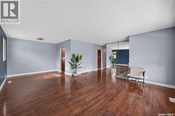 Primary Bedroom - 144 Orchard Crescent, Regina, SK S4S5B6 Photo 4
