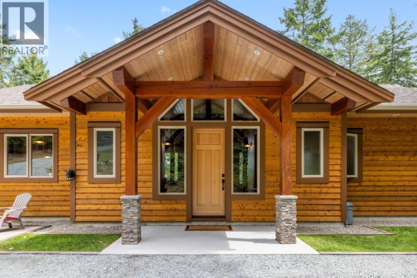 144 Sunrise Point Road, Other Islands, BC V0R2Y0 Photo 2