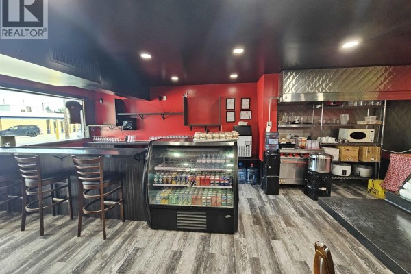 144 W Columbia Street, Vanderhoof, BC V0J3A0 Photo 5