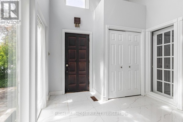 144 Wedgewood Drive, Toronto, ON M2M2H7 Photo 4